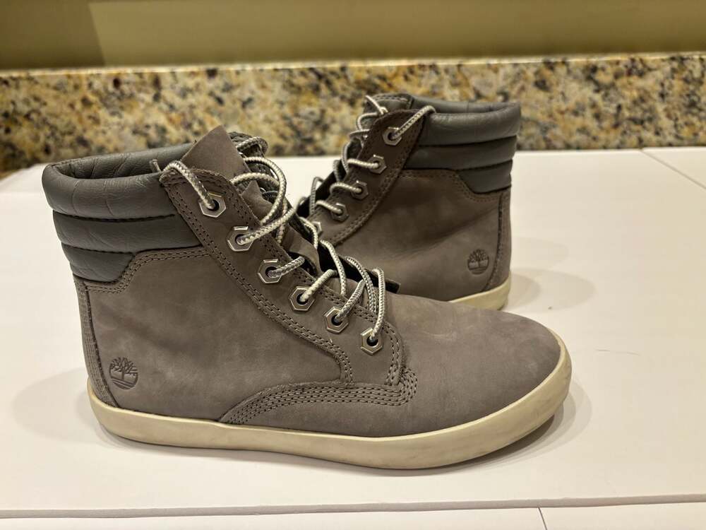 Timberland Women's Dausette Gray Nubuck High-Top Sneaker Boots - 5.5